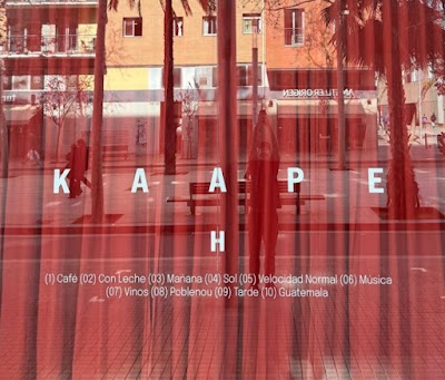 Kaapeh atmosphere