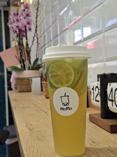 MOMO BUBBLE TEA Bebidas de Té con Leche y Perlas de Tapioca atmosphere