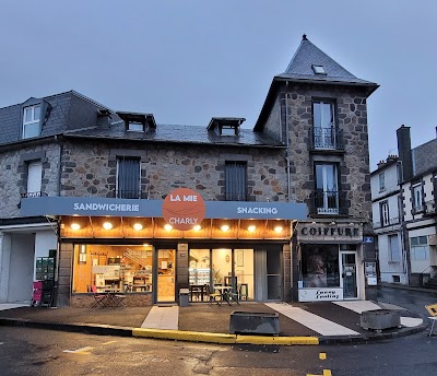 La Mie Charly Cafe Sandwicherie atmosphere