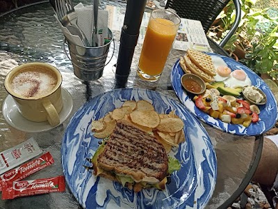 Selva Café & Arte atmosphere
