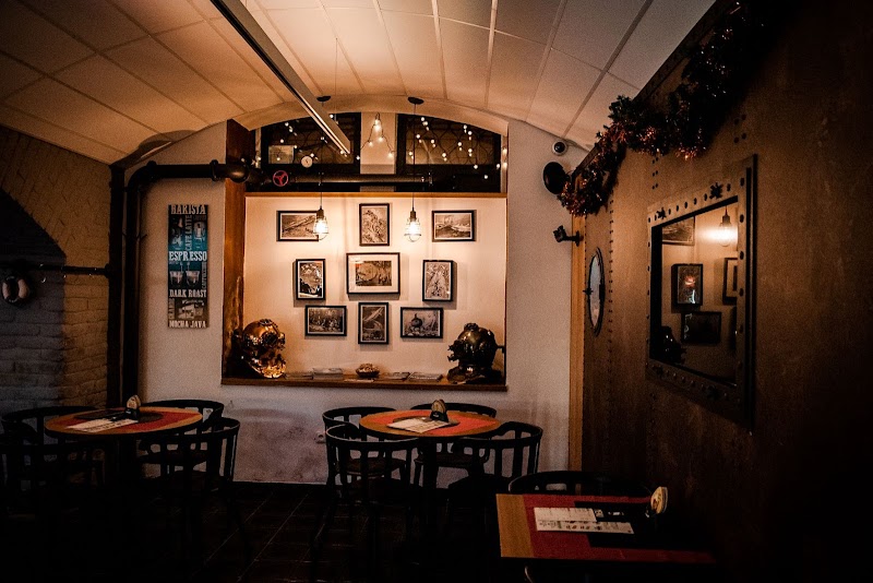 Café Bar Manta atmosphere