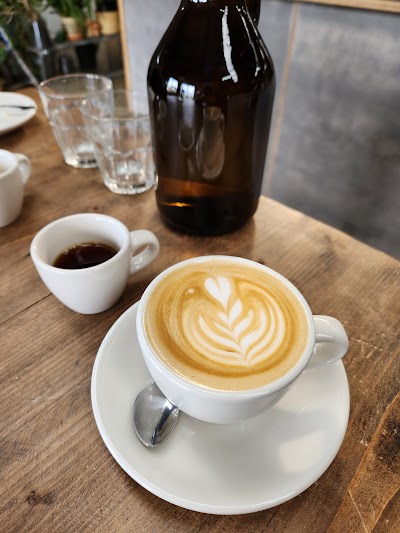 Wood and Co Coffee atmosphere
