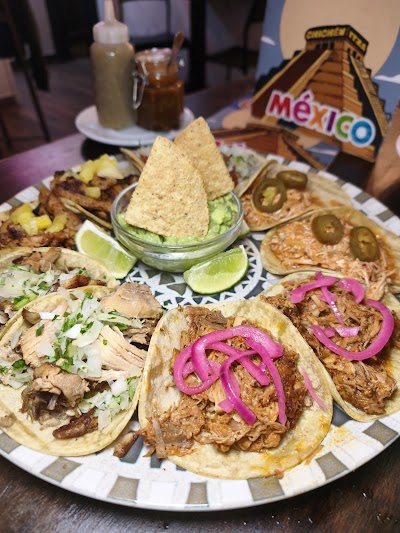 Pirekas Cantina Mexicana atmosphere