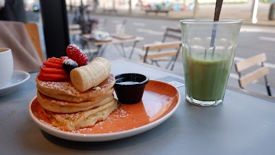 Lloyd Coffee Eatery - Impératrice atmosphere