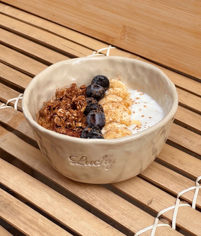 Luchy Bakery & Café atmosphere