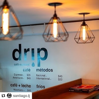 Drip Specialty Coffee atmosphere