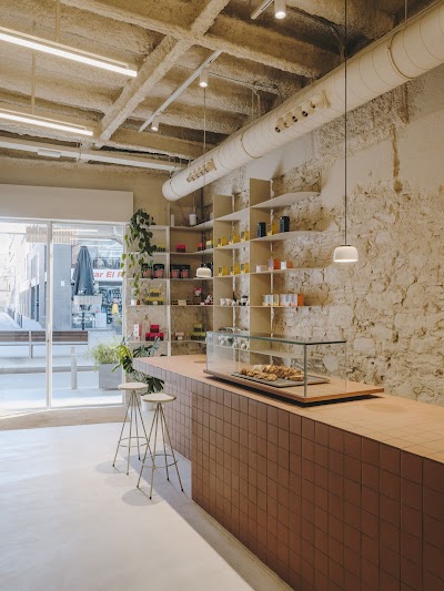 The Miners Coffee Poblenou Bakery atmosphere