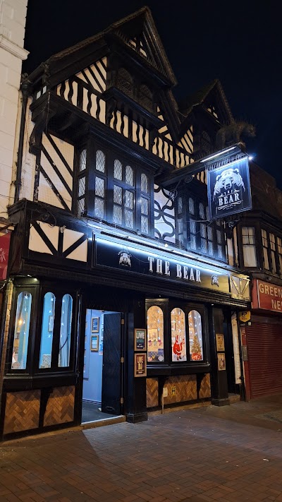 The Bear Stafford atmosphere