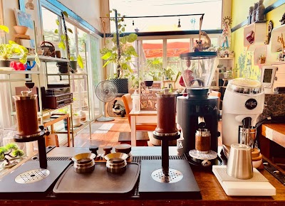 Cariño Slow Bar atmosphere