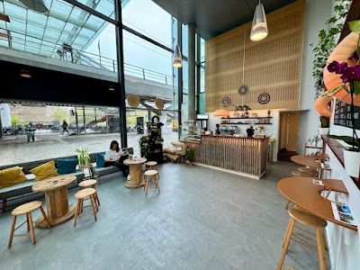 Impact Roasters atmosphere