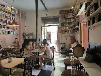 Mansilla Libros y Café coffee