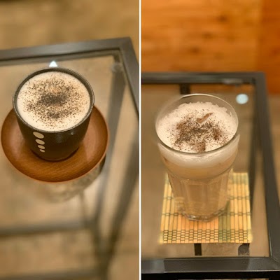 COFFEE STAND OSAKA EDOBORI blue-Line atmosphere