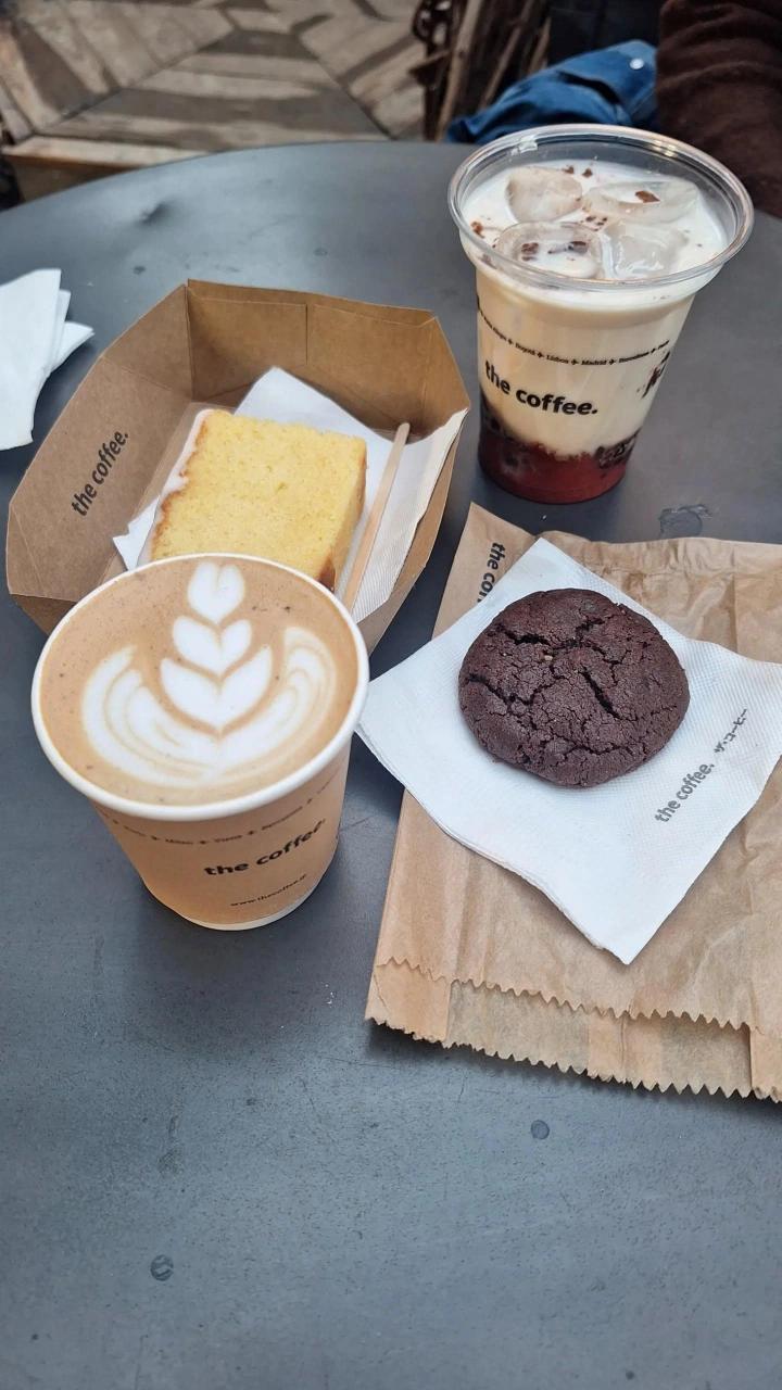 The Coffee MUT atmosphere
