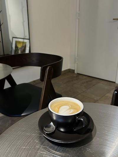 Four Beans Café - Specialty Coffee | Matcha atmosphere