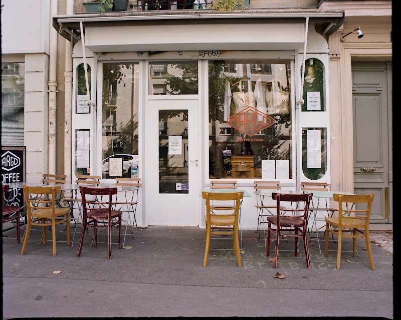 Café Margo in 12 Av. Richerand
