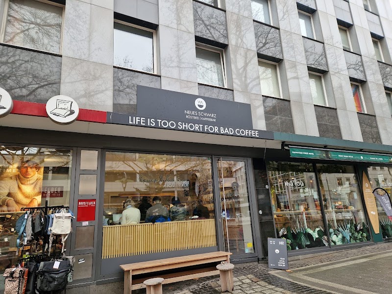 Neues Schwarz Kaffeebar in Viktoriastraße 10