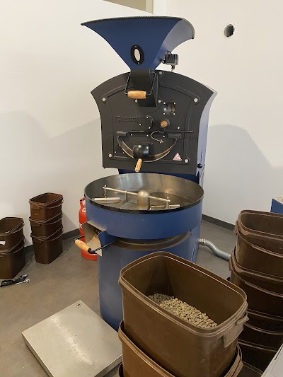 roest space — specialty coffee roasters atmosphere