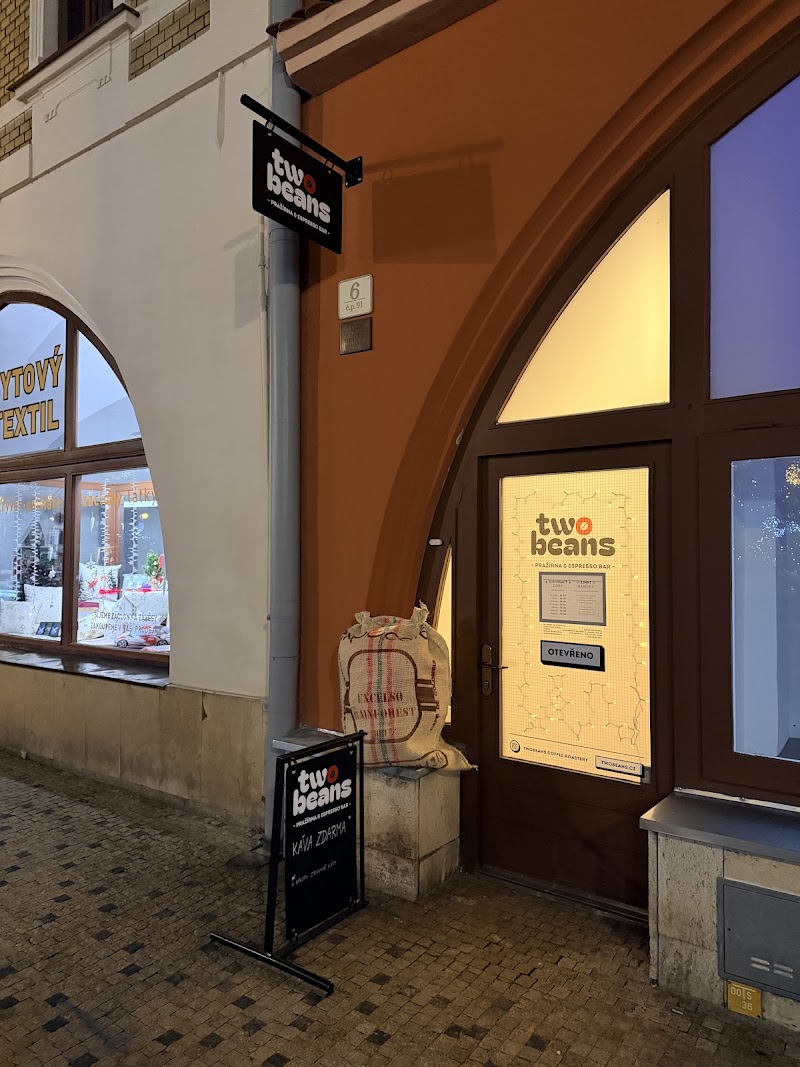 TWO BEANS - roastery & espresso bar in Hranice