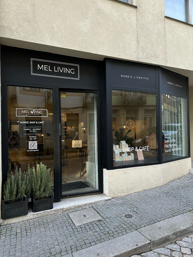 Mel Living in Rua da Alegria 211