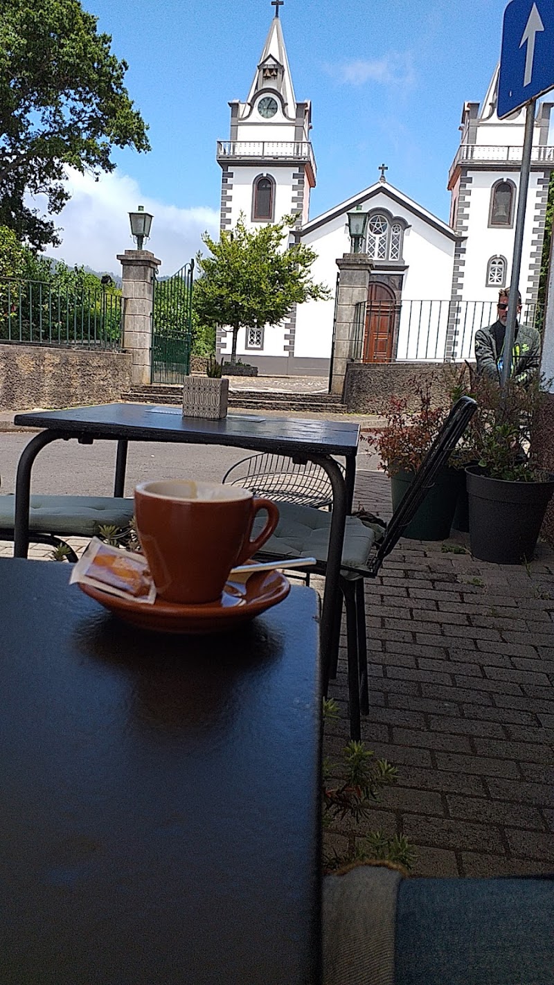 XS Café in R. da Igreja 2
