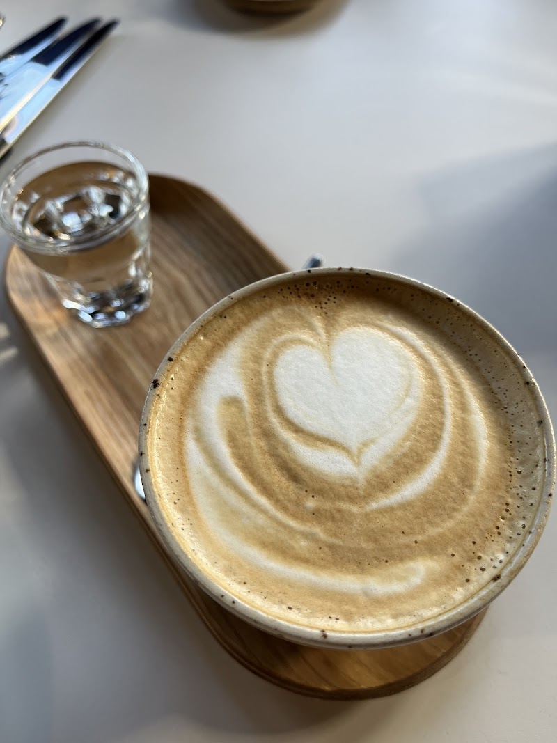 BB's Café in Andra Mari Kalea 3