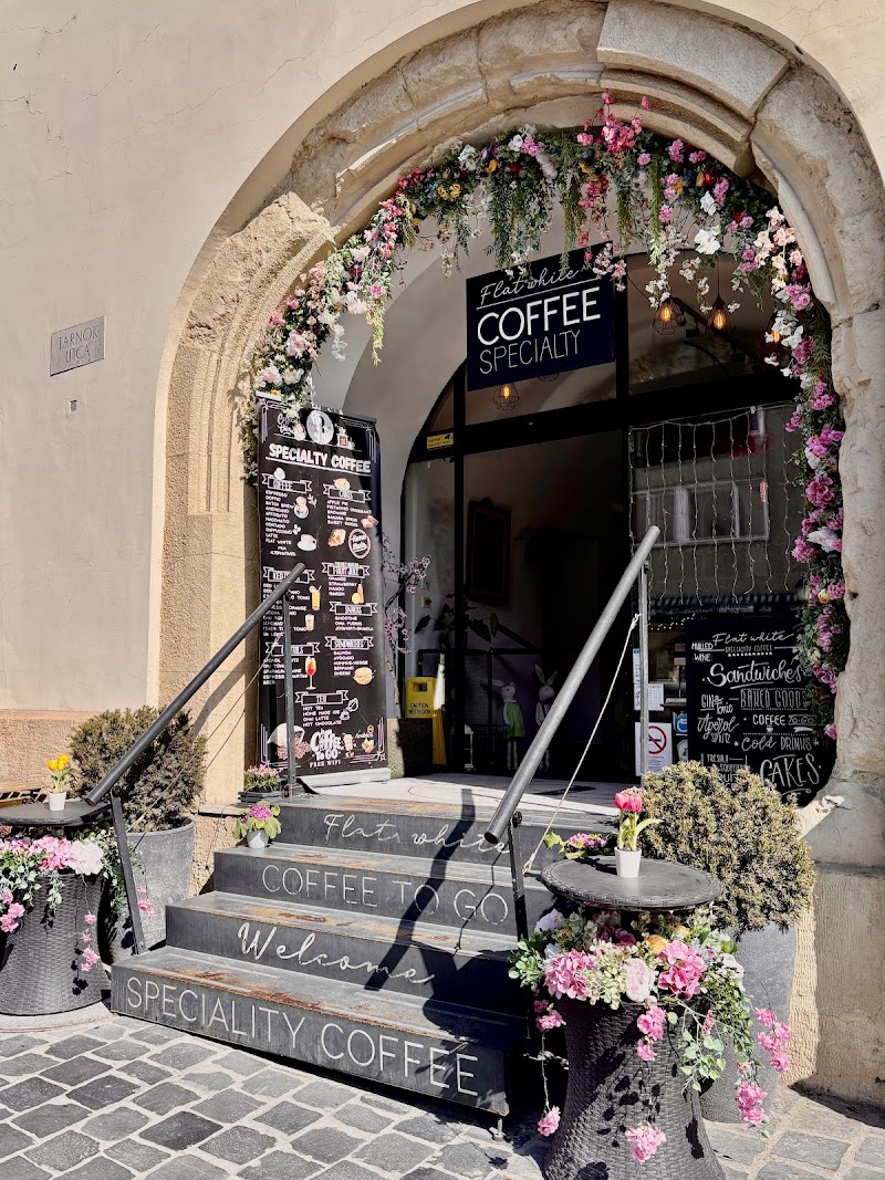 Flat White Art in Budapest