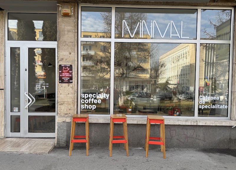 Minimal - specialty coffee shop in Hunedoara
