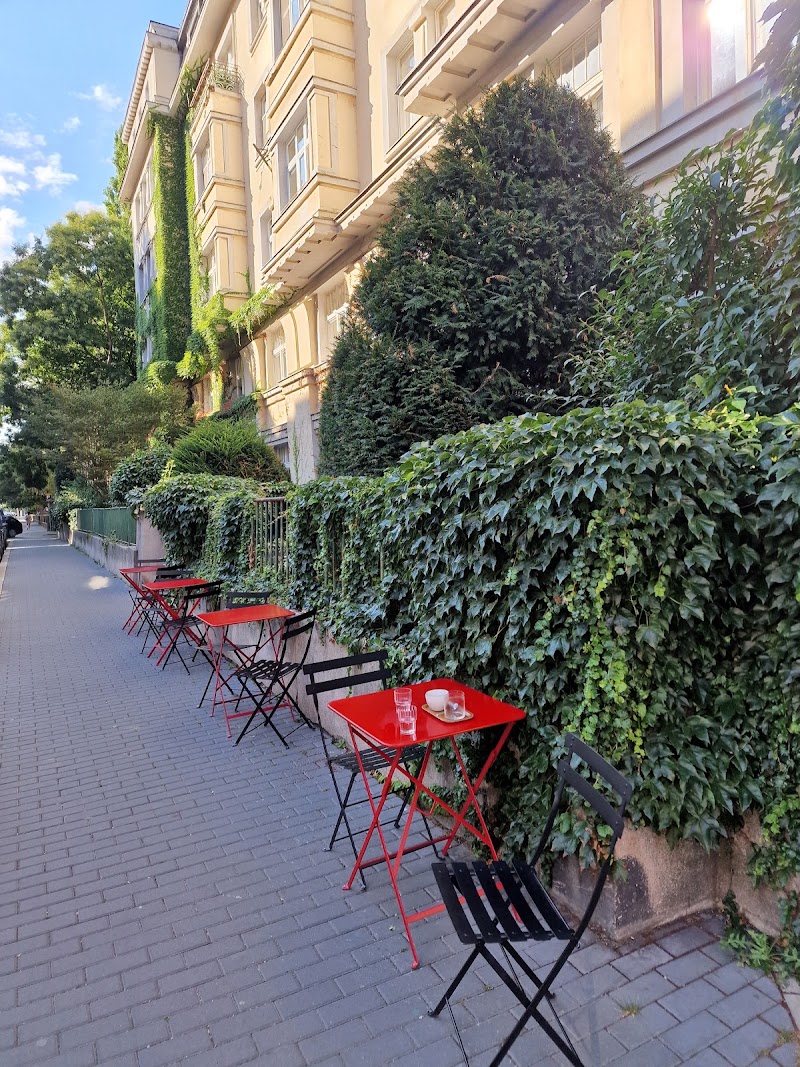Otto in Grösslingová 26