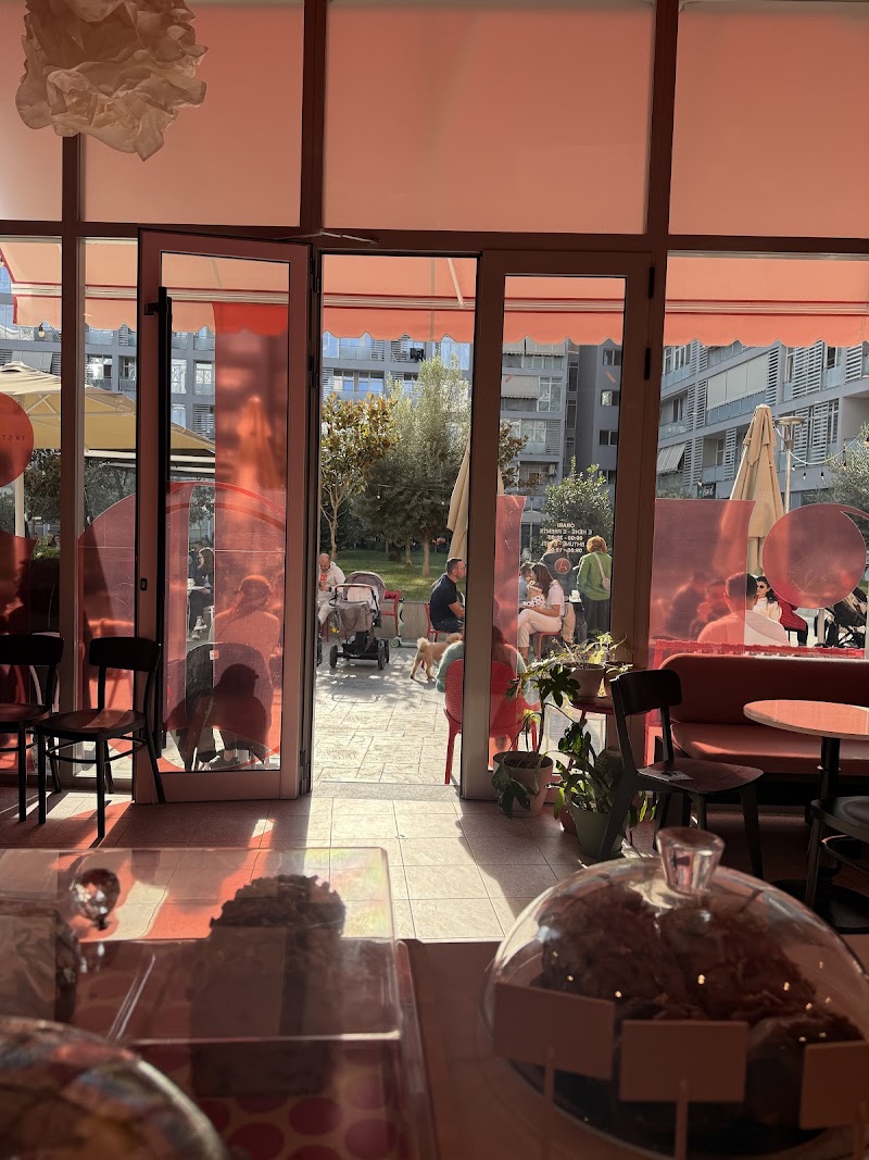 Rubi Cakes & Specialty Coffee in Tirana