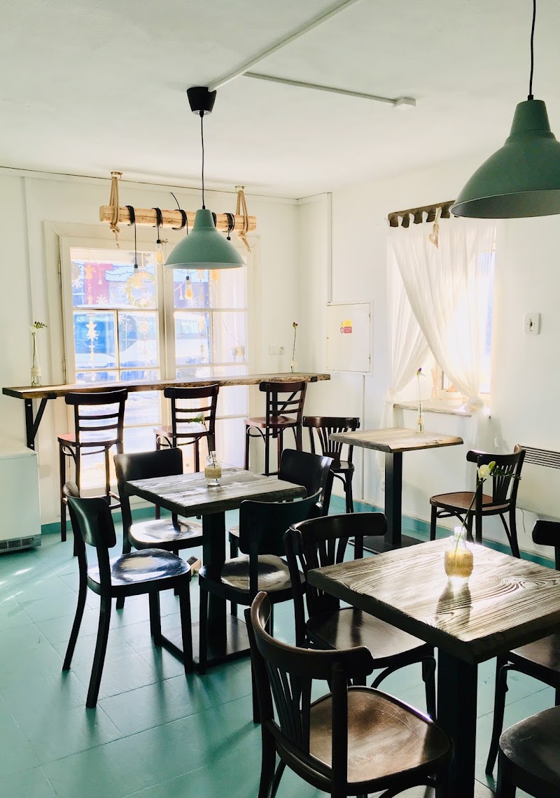 Eleanor Café in Hlavní 33