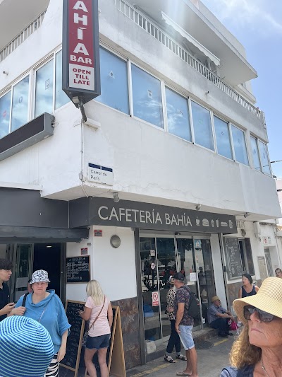 Cafeteria BahÍa atmosphere
