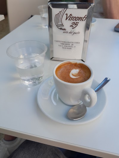 Caffetteria Pasticceria Visconti atmosphere