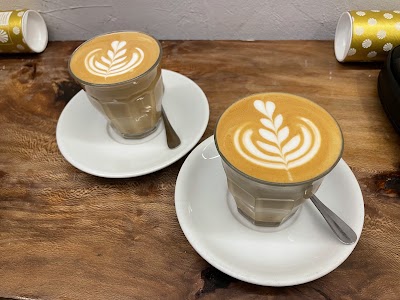 Bruma Coffee Shop atmosphere