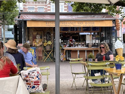 Kiosk Rembrandt Van Gogh atmosphere