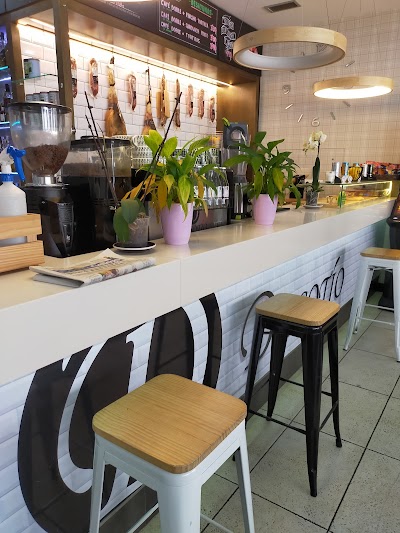 Interior of Café Decotío in Santiago de Compostela