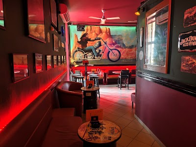 Bikers Cafe atmosphere