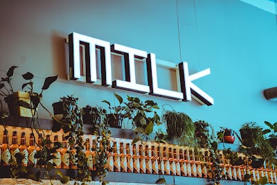 MILK CAFE atmosphere