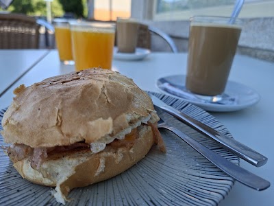 Cafetería y cervecería Ansomar coffee