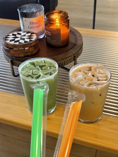 Cosy Cup Library (Café) atmosphere