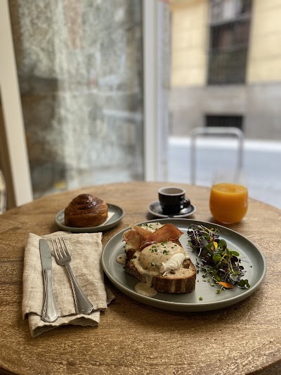 Bucólico Café | Brunch Madrid atmosphere