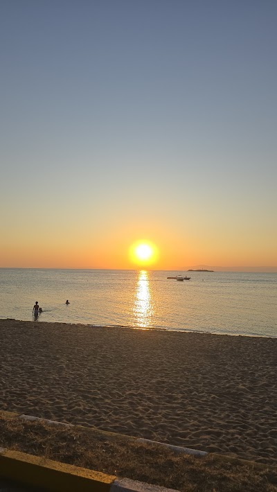 Atik cafe & beach atmosphere