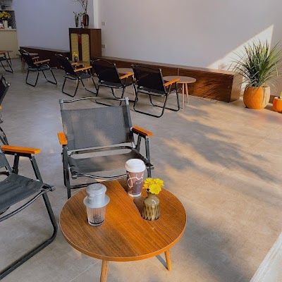 Interior of Majie Kafé in