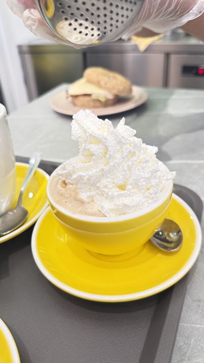 VIVARI Coffee & Bakery coffee