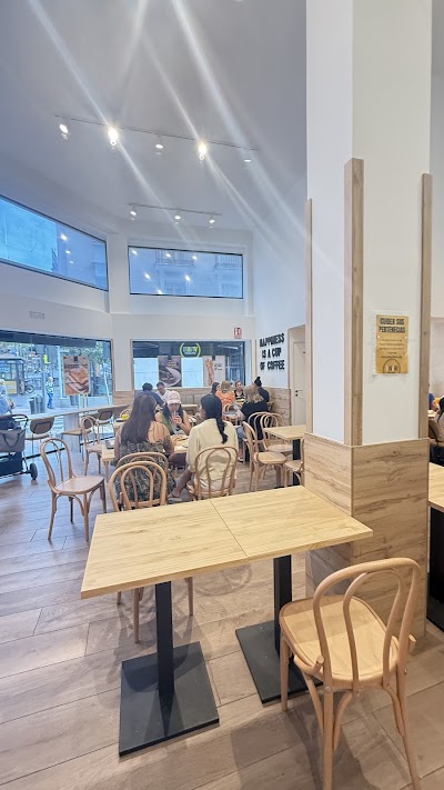 VIVARI Coffee & Bakery