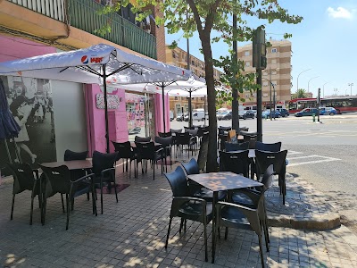 Interior of Miss Coffee in Valencia
