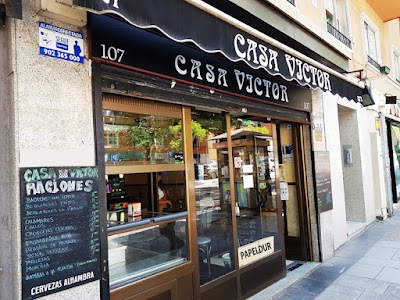 Interior of Cafetería Casa Victor in Madrid