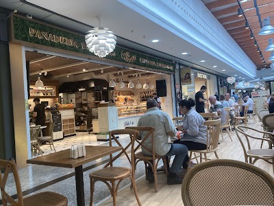 La Canasta atmosphere