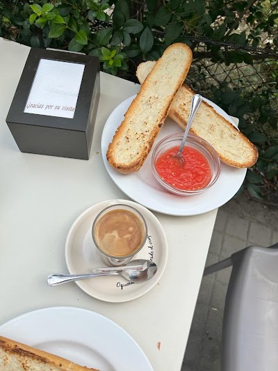 Interior of Cafe alsser in Móstoles