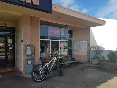 Interior of Jo Ann's Cafe in California 94080
