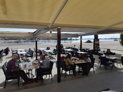 Cafetería Playa atmosphere